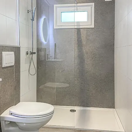 Nyaraló Sernets Recreatie 111