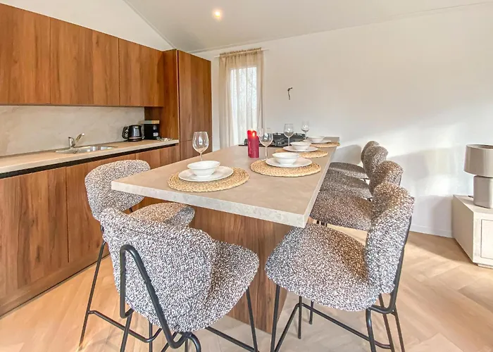 Nyaraló Sernets Recreatie 111 *