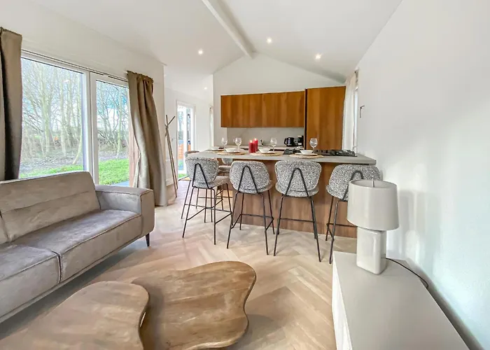 펜션 Sernets Recreatie 111 *